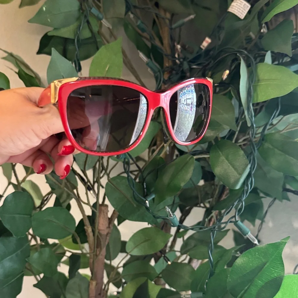 Fendi Red Sunglasses with original COA card & case